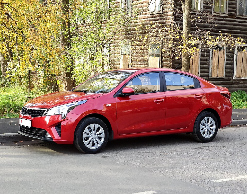 Фото модели Kia Rio IV 1.6; цвет и комплектация могут отличаться, это не автомобиль компании